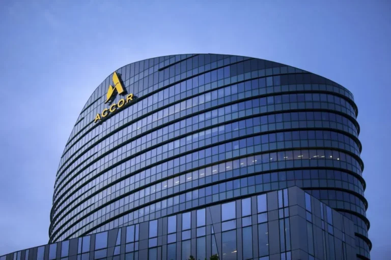 Accor-HQ-5243-91