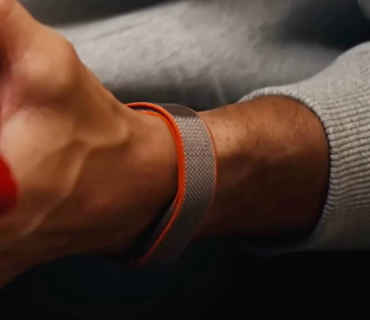 Google готує Fitbit без екрана: перші фото пристрою